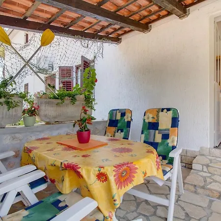 Simpatico Apartment Cunski